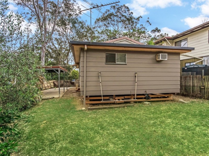 12 James Street, Bundamba QLD 4304