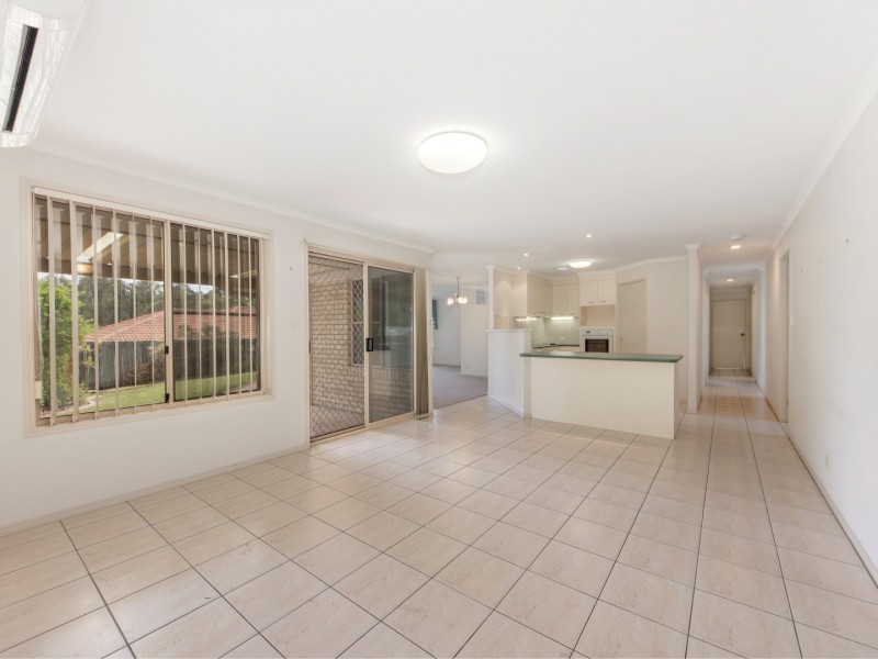 108 Willowtree Drive, Flinders View QLD 4305