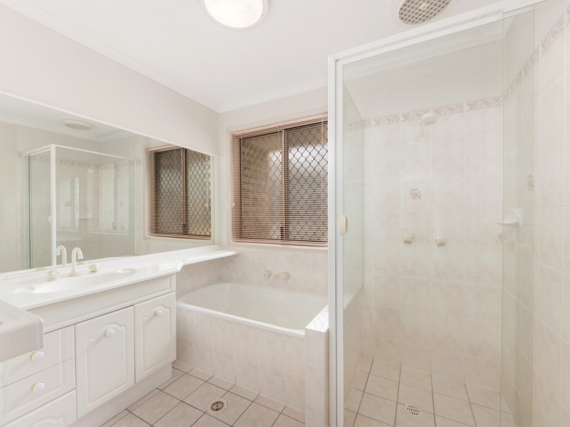 108 Willowtree Drive, Flinders View QLD 4305