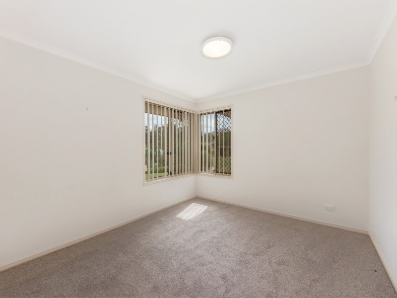 108 Willowtree Drive, Flinders View QLD 4305