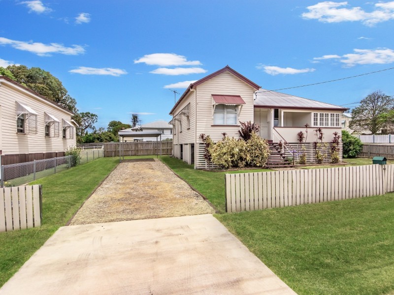 1 Coronation Street, East Ipswich QLD 4305