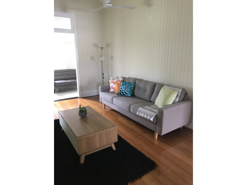 1 Coronation Street, East Ipswich QLD 4305