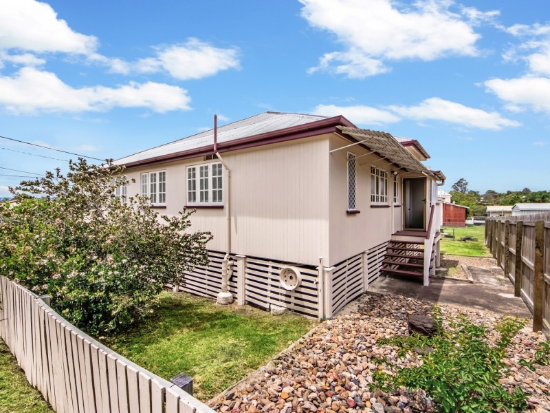 1 Coronation Street, East Ipswich QLD 4305