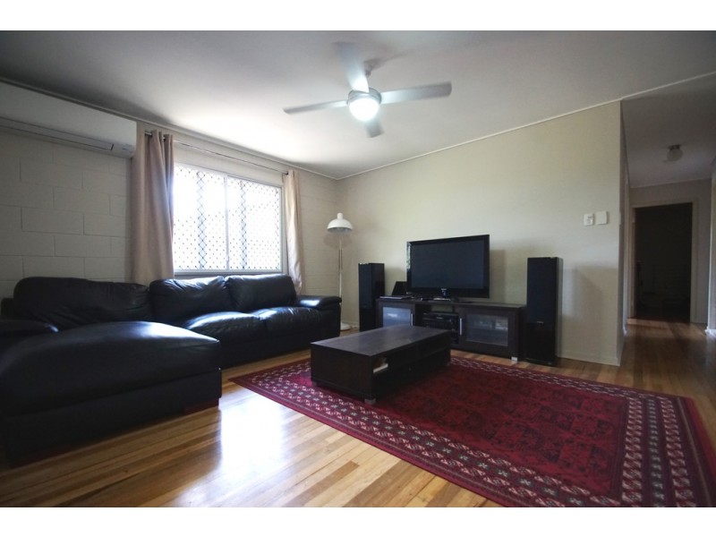 31 Larsen Street, Leichhardt QLD 4305