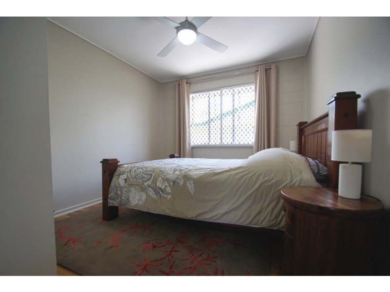 31 Larsen Street, Leichhardt QLD 4305