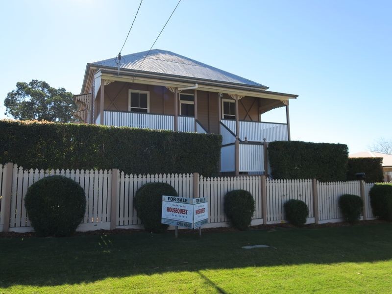 34 Lawrence Street, North Ipswich QLD 4305