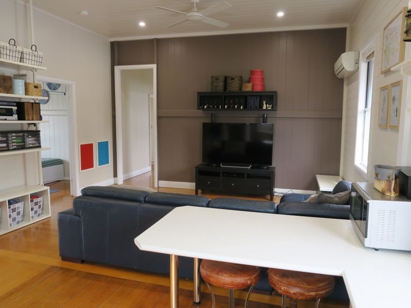 34 Lawrence Street, North Ipswich QLD 4305