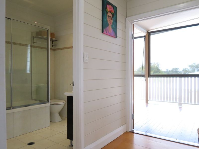 34 Lawrence Street, North Ipswich QLD 4305