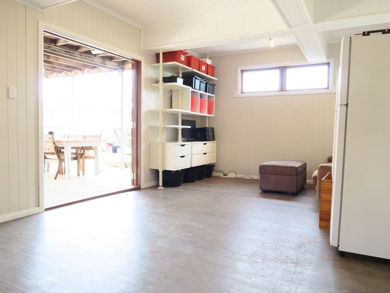 34 Lawrence Street, North Ipswich QLD 4305