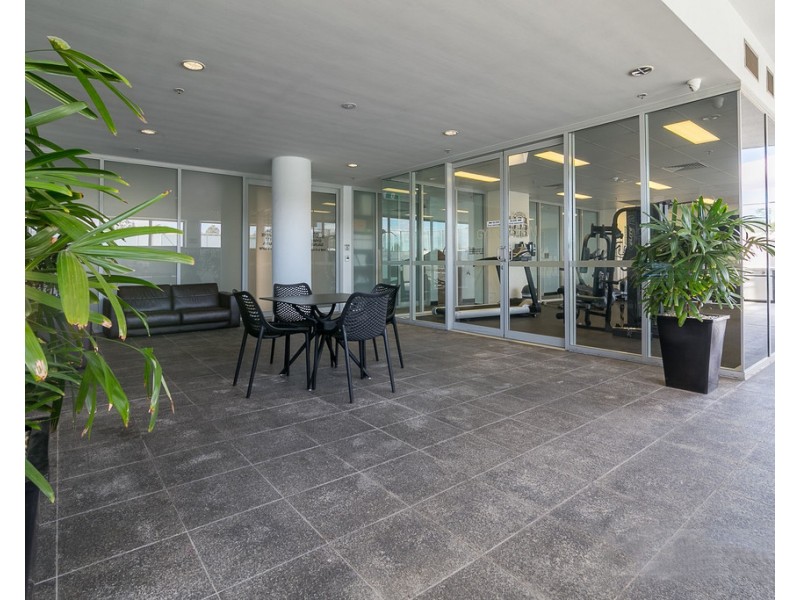 Unit 202/11 Ellenborough Street, Woodend QLD 4305