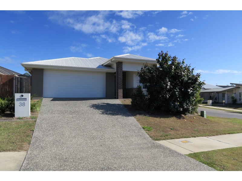 38 Bottlebrush Drive, Deebing Heights QLD 4306
