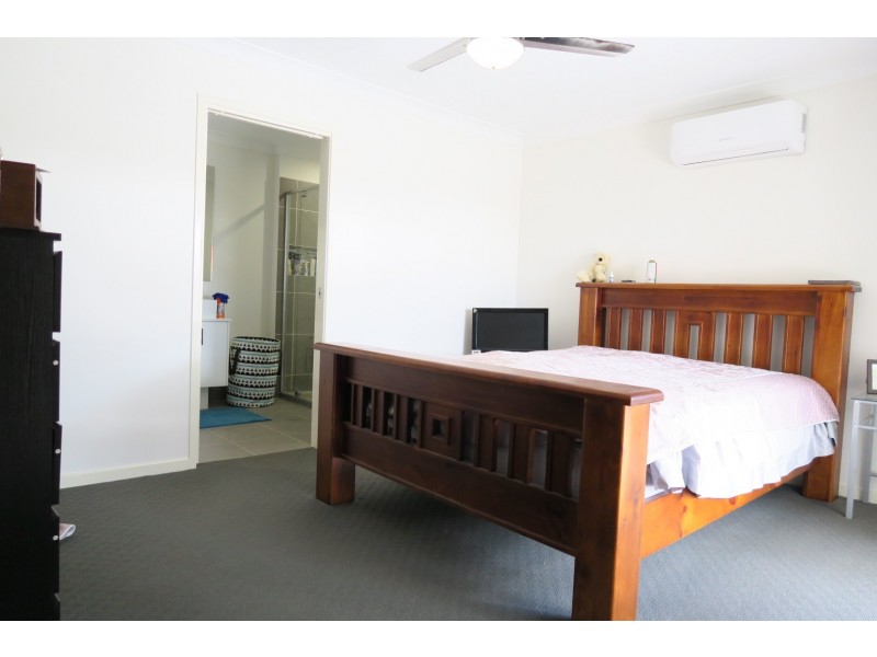 38 Bottlebrush Drive, Deebing Heights QLD 4306