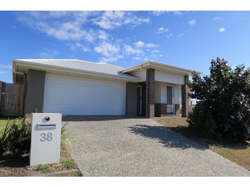 38 Bottlebrush Drive, Deebing Heights QLD 4306