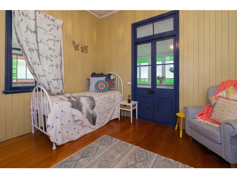 3 Glebe Road, Newtown QLD 4305