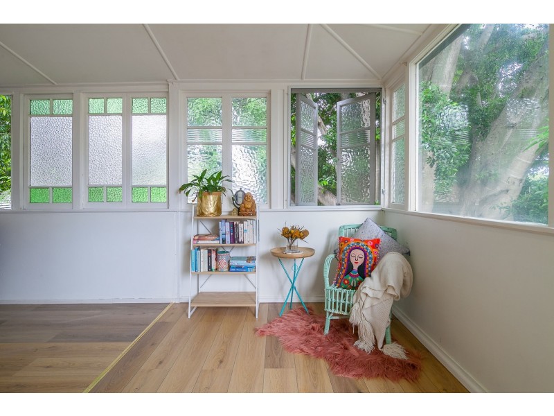 3 Glebe Road, Newtown QLD 4305