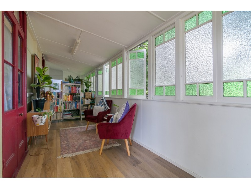 3 Glebe Road, Newtown QLD 4305