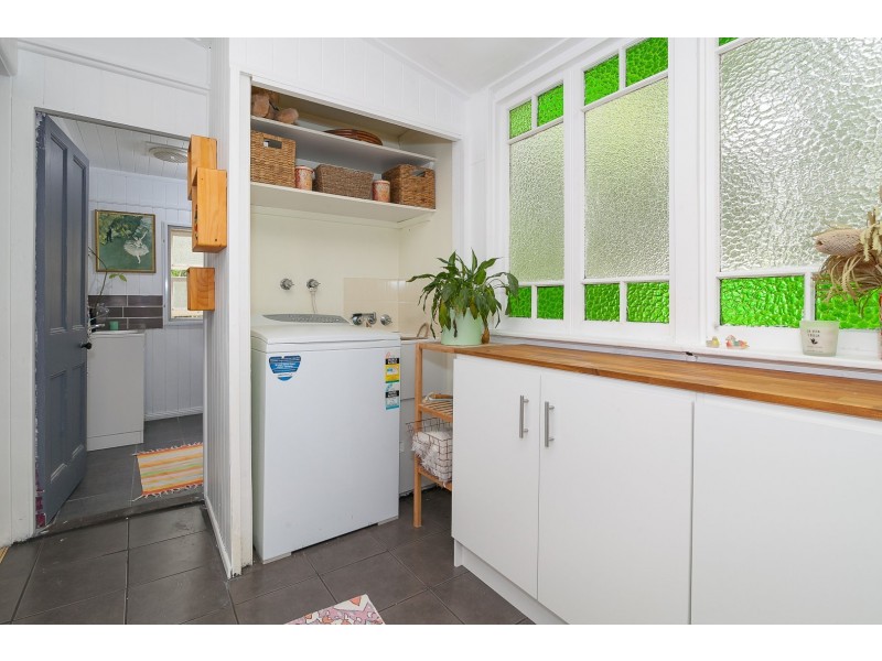 3 Glebe Road, Newtown QLD 4305