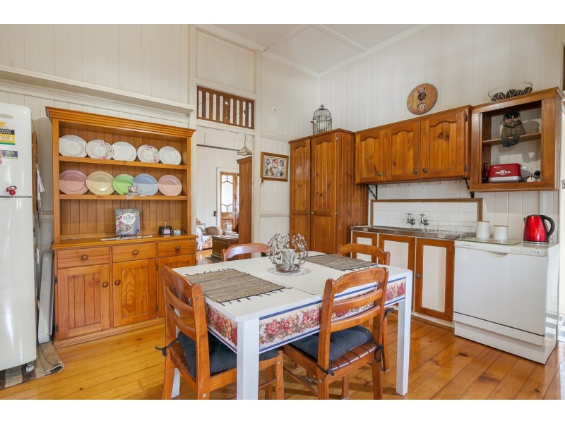 22 Fox Street, East Ipswich QLD 4305