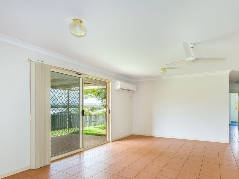 8 Lakemba Place, Brassall QLD 4305