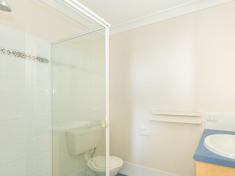 8 Lakemba Place, Brassall QLD 4305