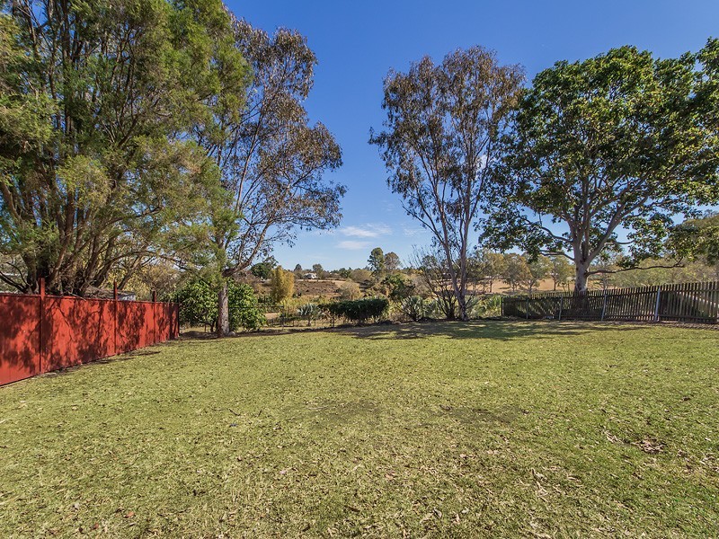 61 Moores Pocket Road, Moores Pocket QLD 4305
