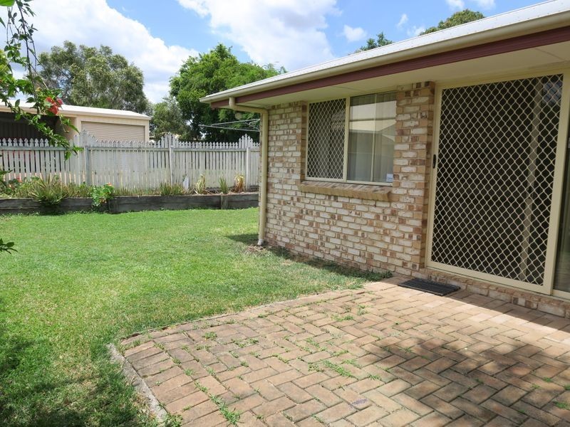 2A Walsh Street, Newtown QLD 4305