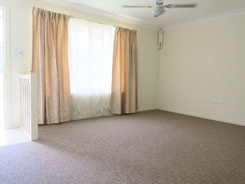 2A Walsh Street, Newtown QLD 4305