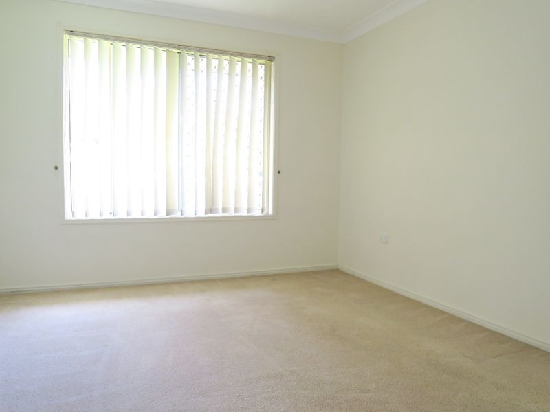 2A Walsh Street, Newtown QLD 4305