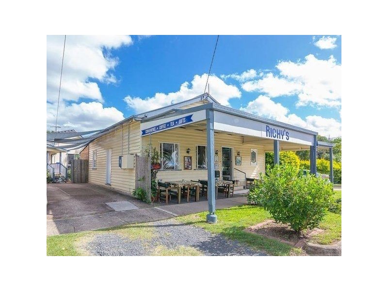 90 Woodend Road, Woodend QLD 4305