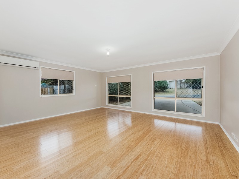 8 Crosby Crescent, Raceview QLD 4305