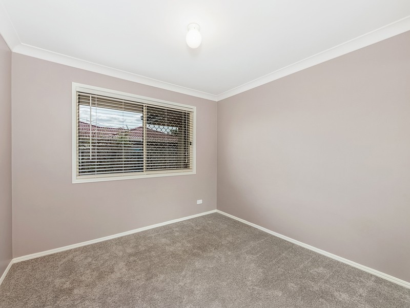8 Crosby Crescent, Raceview QLD 4305