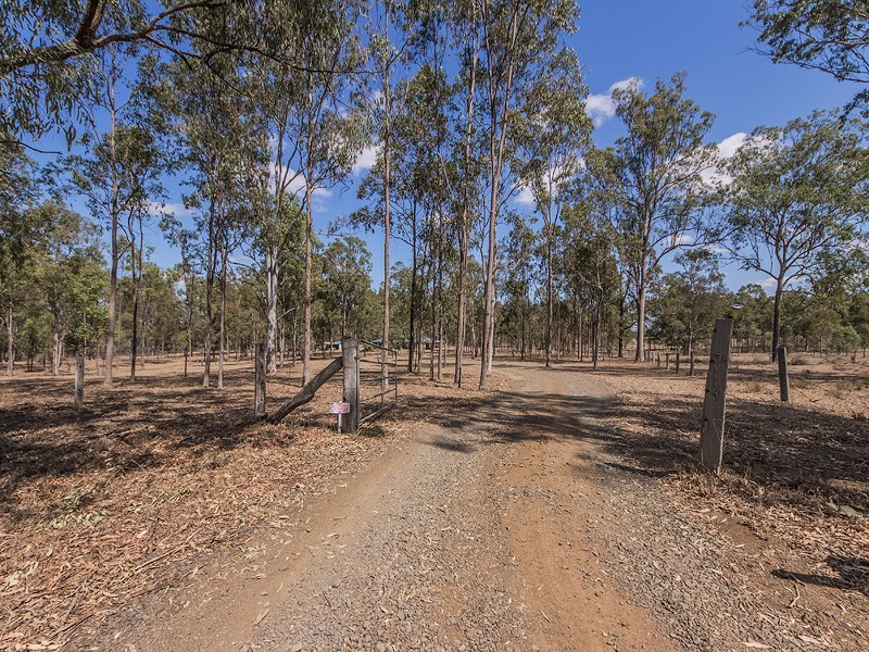 135 Siddans Road, Purga QLD 4306