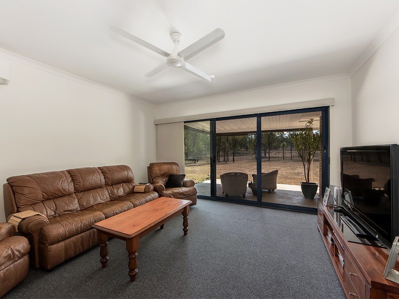 135 Siddans Road, Purga QLD 4306