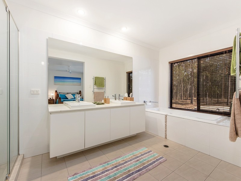 135 Siddans Road, Purga QLD 4306