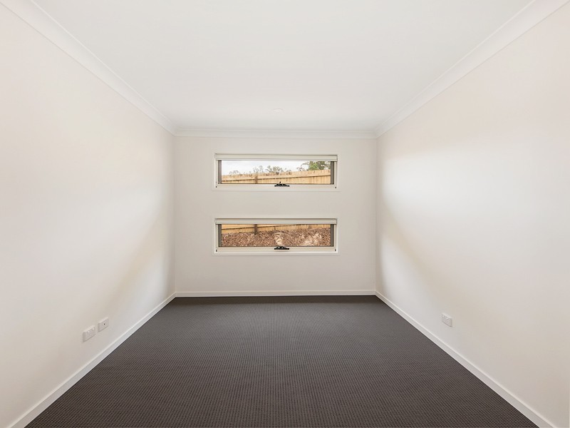 31 Chatswood Court, Deebing Heights QLD 4306