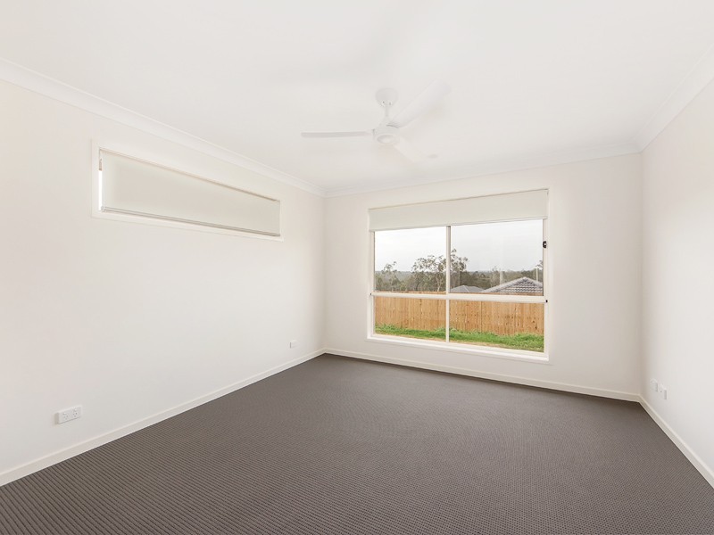 31 Chatswood Court, Deebing Heights QLD 4306