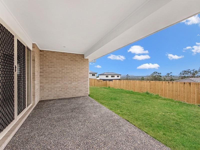 31 Chatswood Court, Deebing Heights QLD 4306