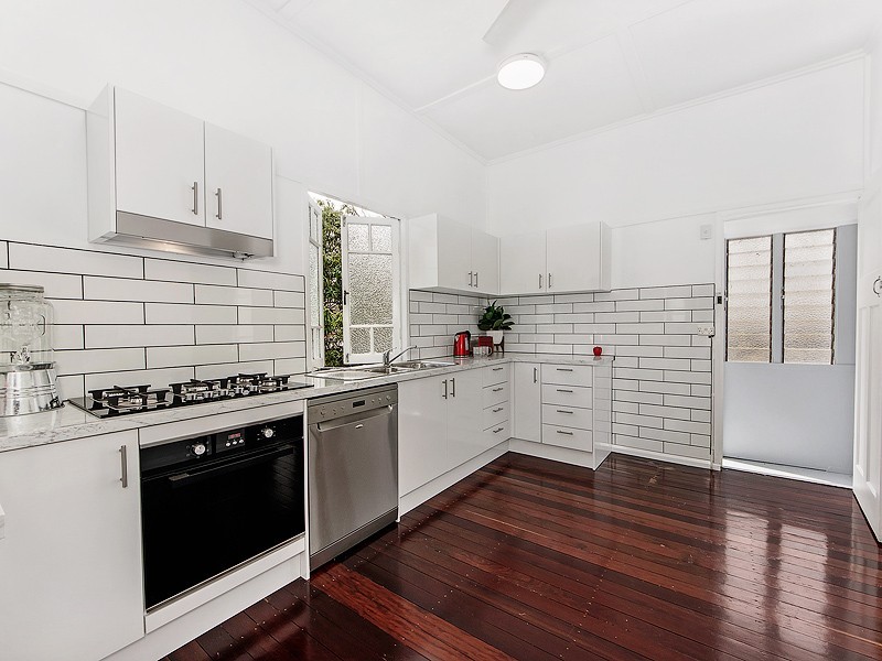 4 Lennon Lane, North Ipswich QLD 4305