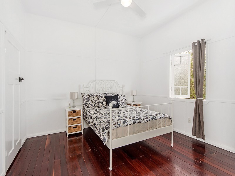 4 Lennon Lane, North Ipswich QLD 4305