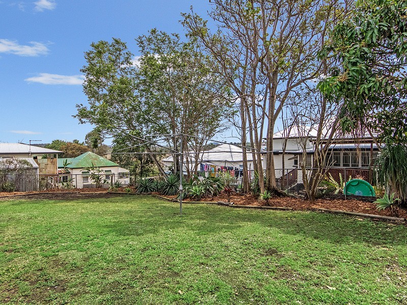 4 Lennon Lane, North Ipswich QLD 4305