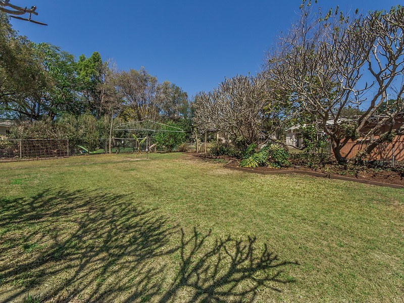 6 View Street, Woodend QLD 4305