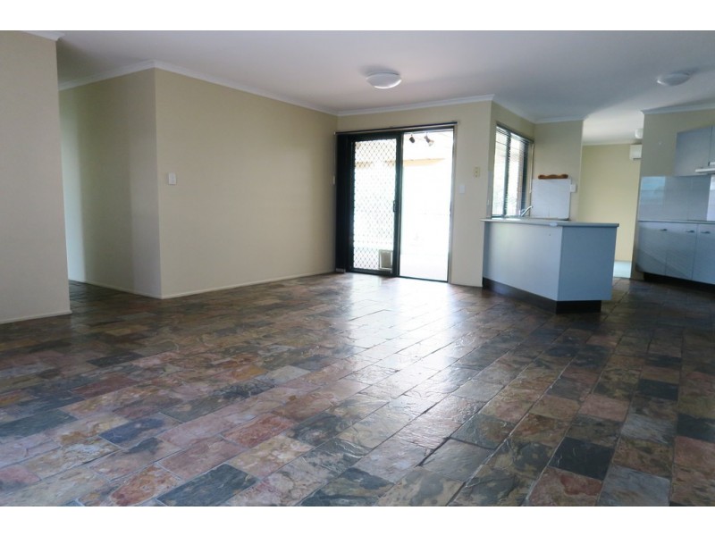 60 Jonquil Circuit, Flinders View QLD 4305