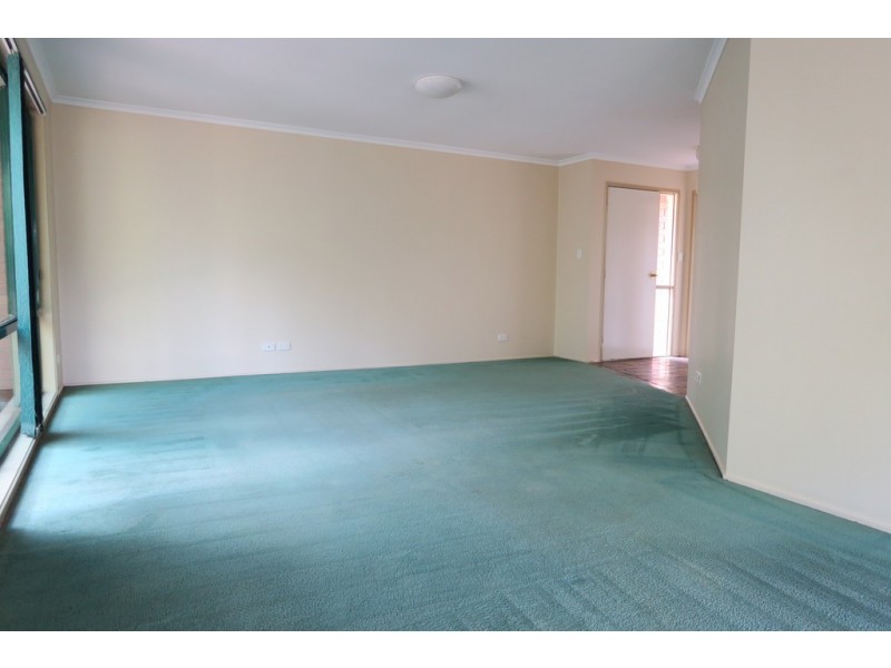 60 Jonquil Circuit, Flinders View QLD 4305