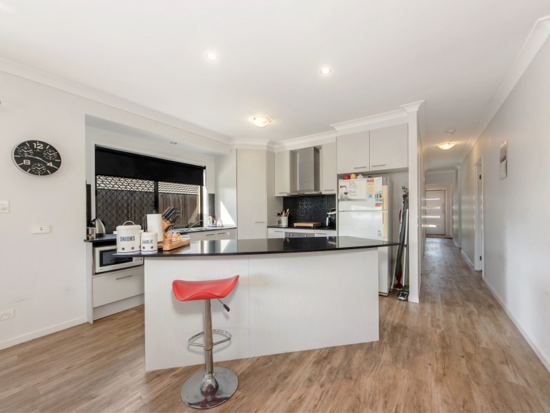 5 Rosemary Street, Deebing Heights QLD 4306