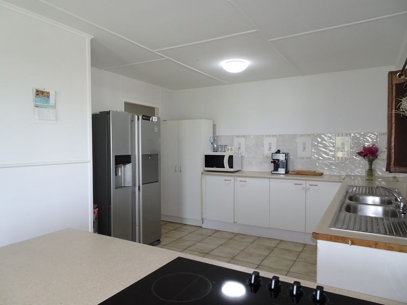 16 Makepeace Street, Rosewood QLD 4340