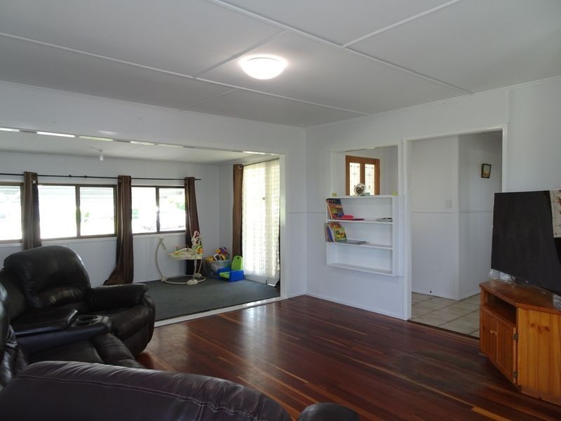 16 Makepeace Street, Rosewood QLD 4340