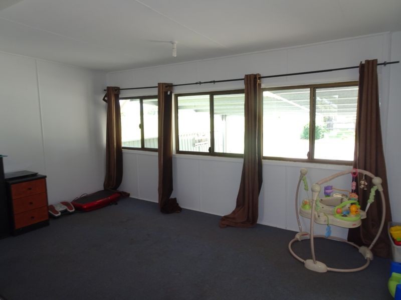 16 Makepeace Street, Rosewood QLD 4340