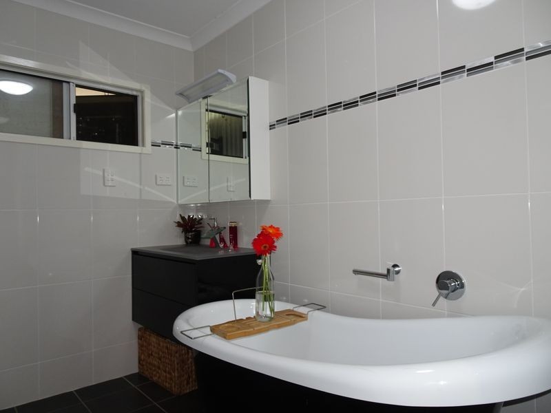 16 Makepeace Street, Rosewood QLD 4340