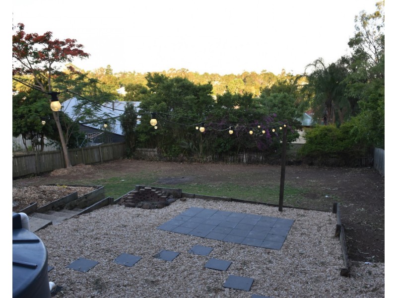 29 O’Sullivan Street, Woodend QLD 4305