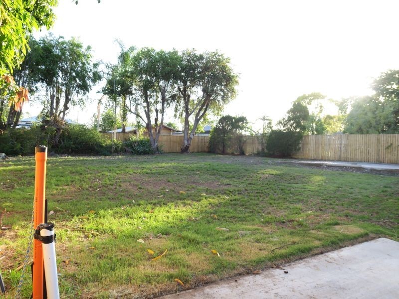 12 Greenham Street, Raceview QLD 4305